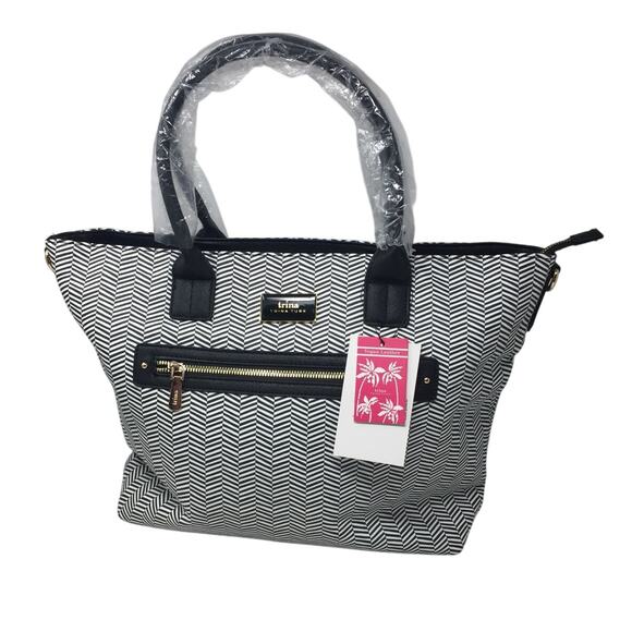 Trina Turk Optical Illusion Black & White Chevron 2 Way Tote NWT - Picture 3 of 16